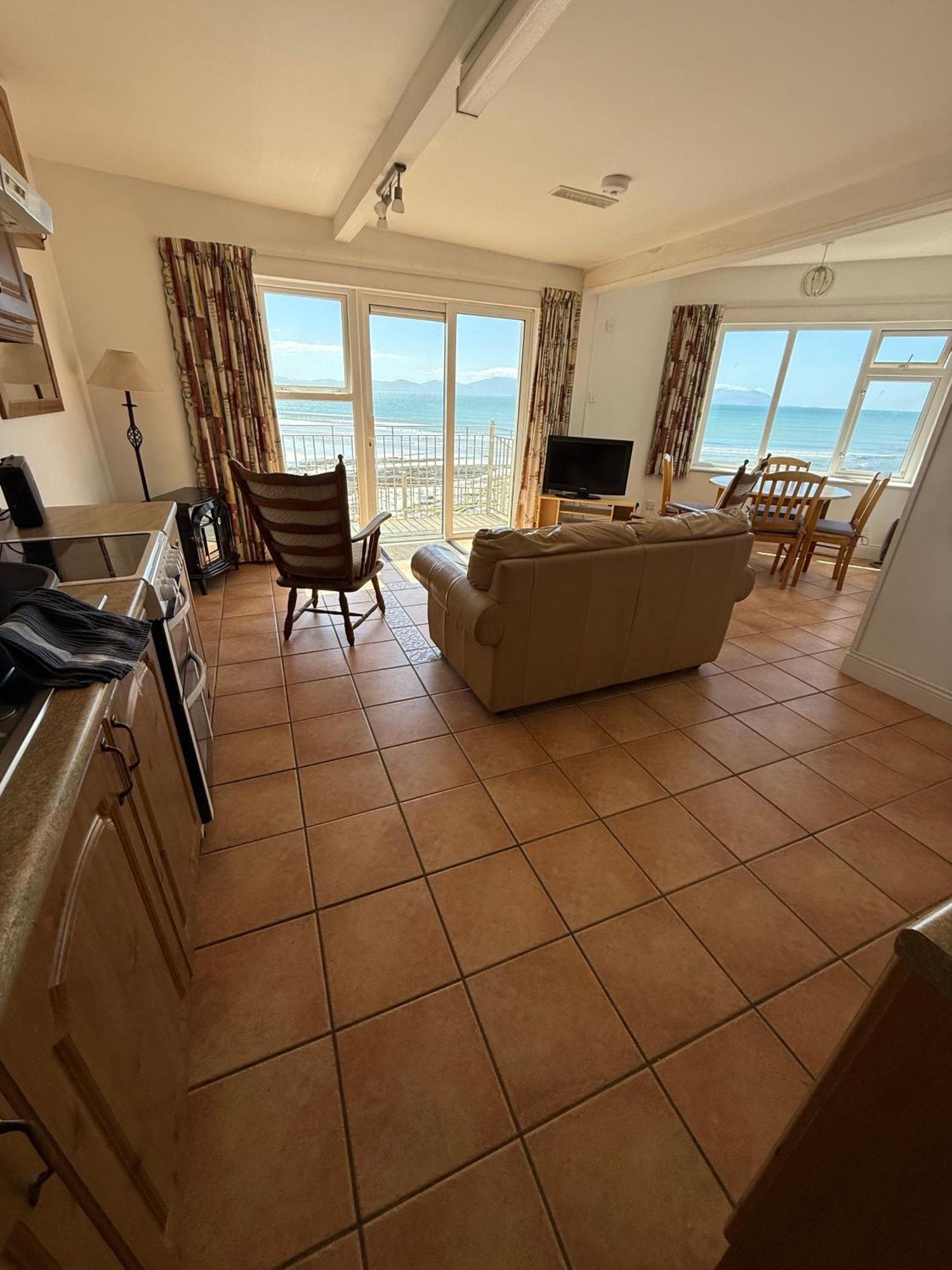 Oneills Apartments Ballyheigue Exterior photo
